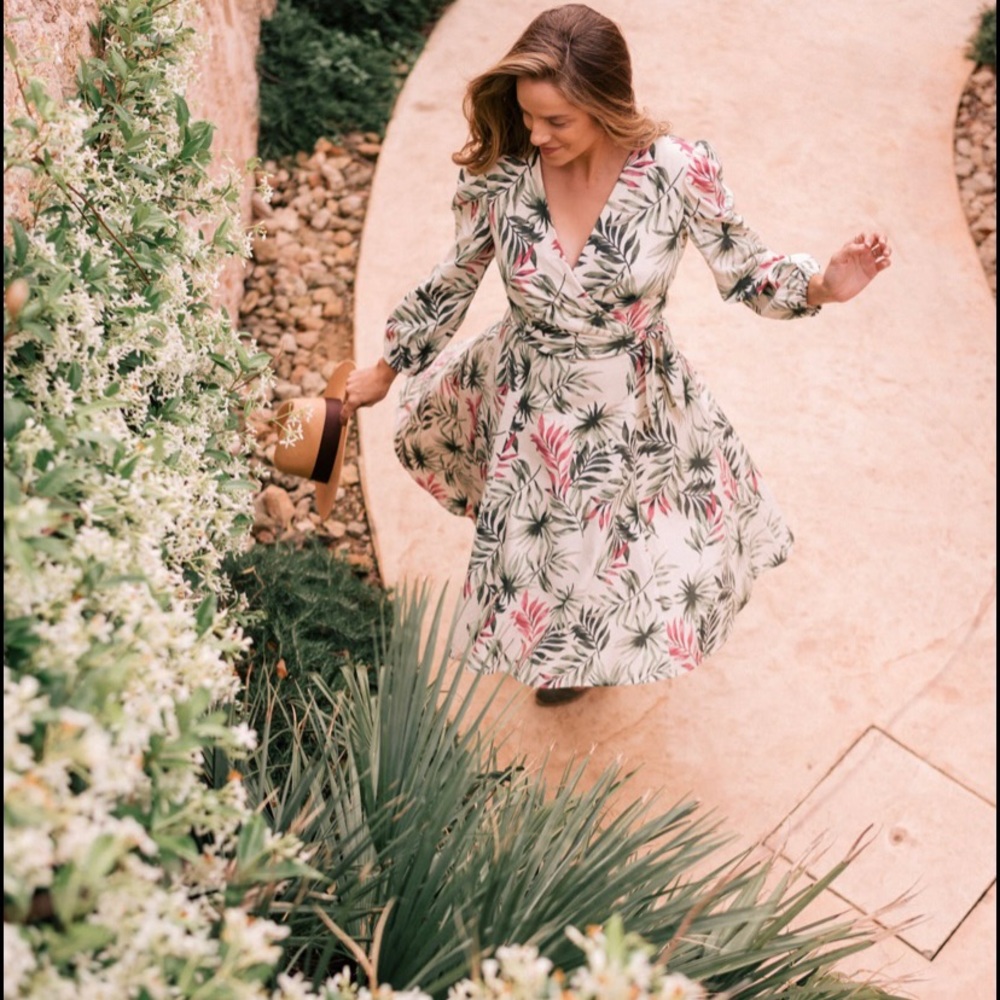 Gal Meets Glam Floral Dress